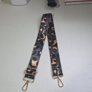 Leopard Print Crossbody Bag Strap